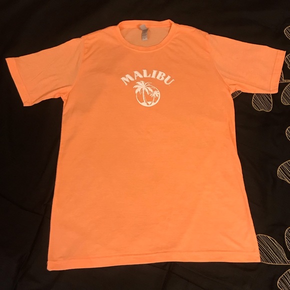 3/$20 Malibu Rum Tees - Picture 1 of 4